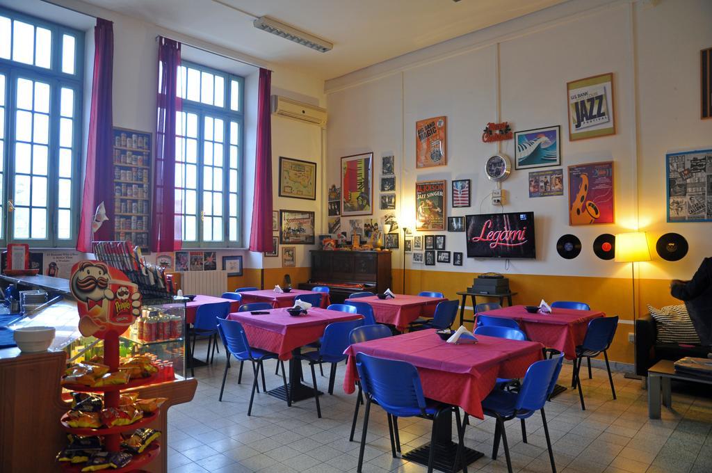 Litus Roma Hostel Lido di Ostia Kültér fotó The interior of the Legion